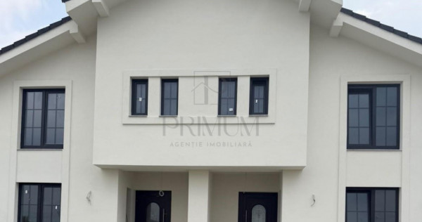 1/2 DUPLEX DE V#194;NZARE - MO#536;NI#538;A NOU#258;