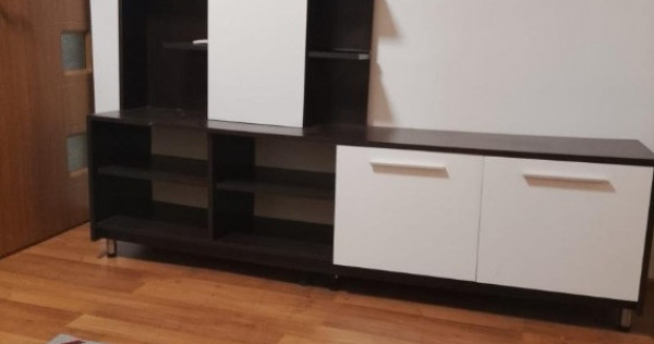 City Park Mall, de inchiriat 2 camere, parter, mobilat
