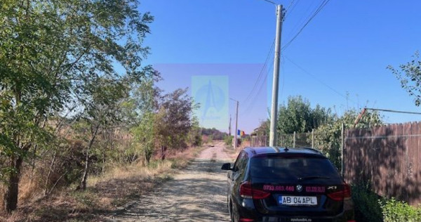 Teren Cornetu Strada Magnoliei- Pinului.