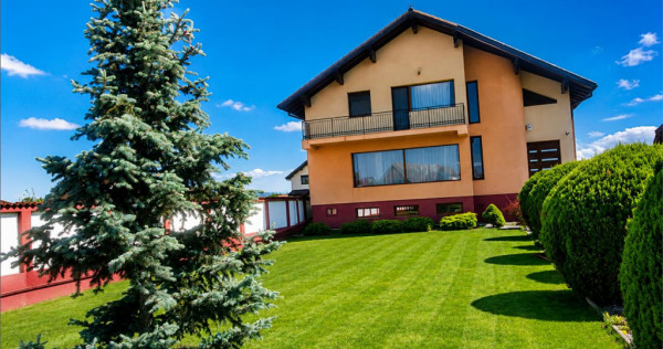 Refugiu exclusivist in Stupini: Rafinament in vila, inconjur