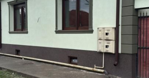 Casa individuala 4 camere si curte la cheie zona Terezian