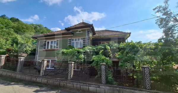 Casă individuala, 150 mp, zona Gherla