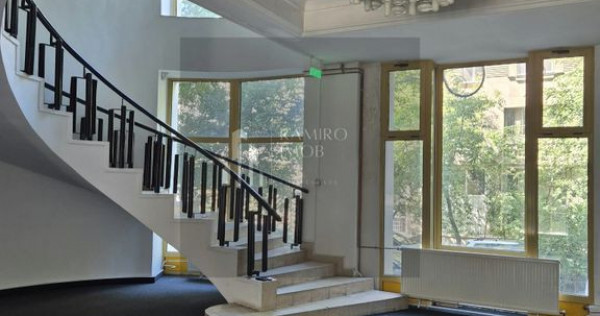 Spațiu comercial și birouri- 625 mp | Piața Unirii | B...