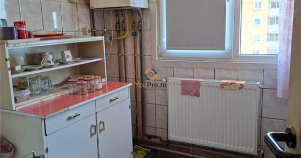 Decomandat 2 Camere Etaj 6 Gheorghe Lazar
