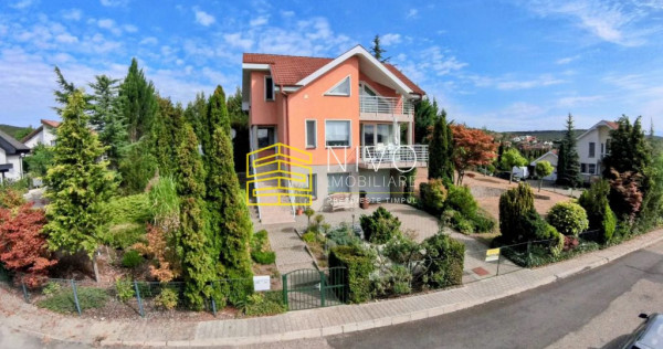 Casă singur &icirc;n curte - Mureș - Livezeni - Orizont