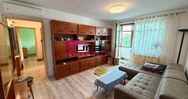 Apartament 3 camere Str.Victoriei