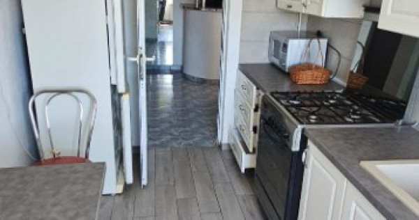 Vand apartament 2 camere - direct proprietar Pacurari