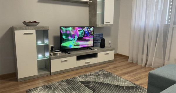 Garsoniera de inchiriat in zona Unirii
