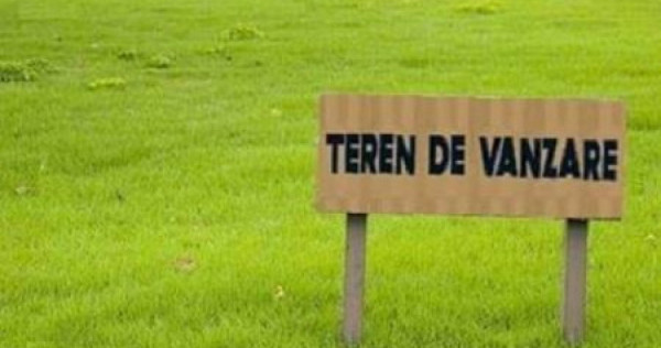 Teren intravilan, in zona Vivo