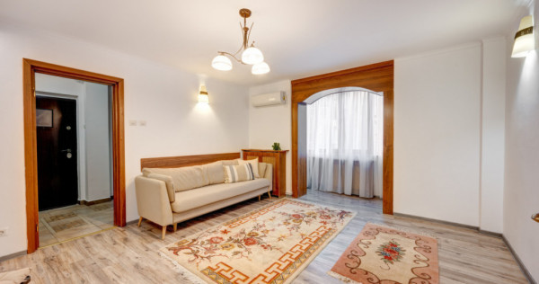 Apartament 2 camere, locuinta sau birou, Piata Kogalniceanu