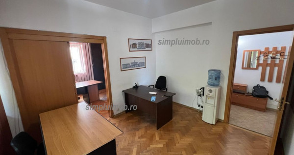2 Camere Pretabil Birou Zona Armeneasca