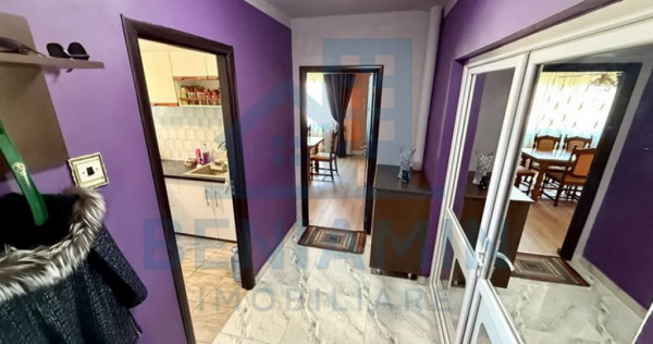 Schimb apartament 4 camere Craiova cu București Craiovița Nouă