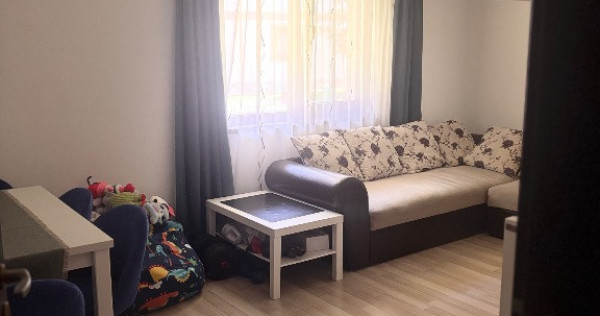 Apartament 2 camere, zona Tractorul