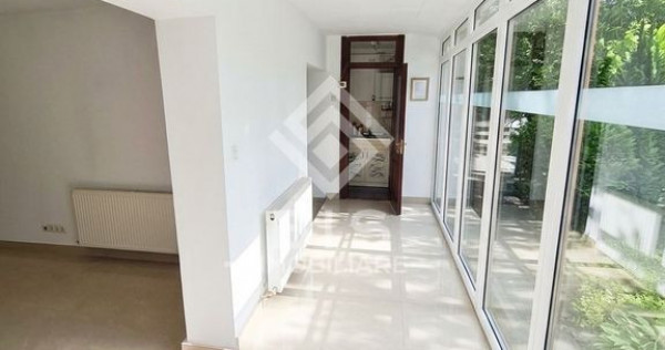 Spatiu de birouri / comercial 65 mp - Parter, Bulevardul ...
