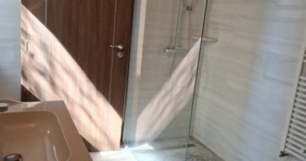 Inchiriez casa 3 camere,140mp utili,teren 1000mp,zona Simian, 700euro