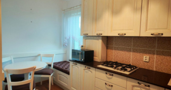 Apartament de 3 camere, 71mp, parcare, zona ZORILOR