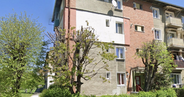 Garsonieră la cheie Petroșani, pe strada 1 iunie