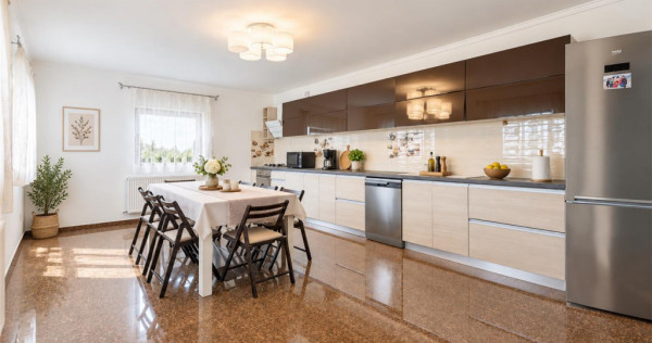 Vila apreciabila, 220 mp, teren 544 mp, confort si intimitat