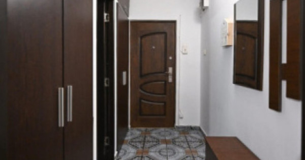 Apartament 2 camere, 54 mp, zona Rovine