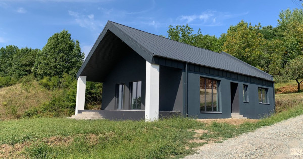 Tautii de Sus, casa noua