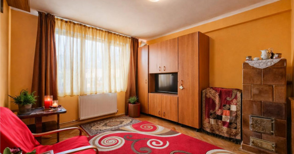 Decomandat apartament cu 2 camere, Lenin, Sfantu Gheorghe
