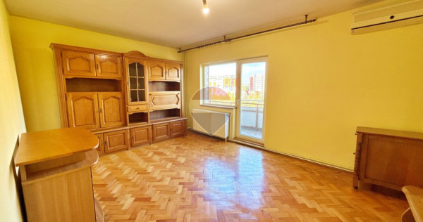 Apartament decomandat cu 3 camere, 2 balcoane și boxă