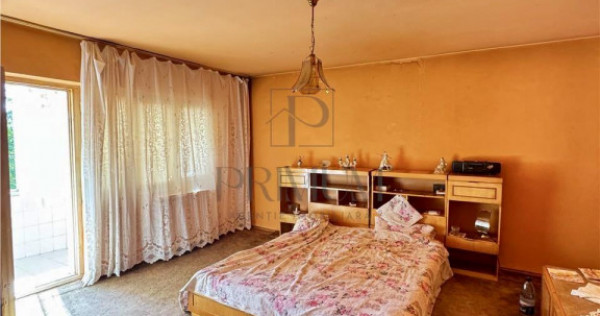 Bucovina, 2 Camere, Decomandat, Etaj 1