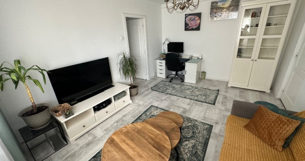 V&acirc;nd apartament 2 camere Iași Tătărași