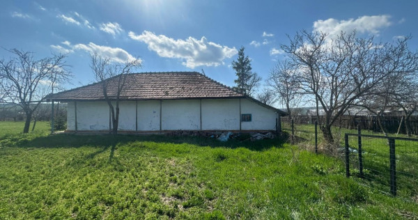 V&acirc;nd teren 4500mp &icirc;n Sofronesti