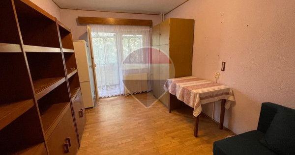 Garsoniera de v&acirc;nzare - disponibilitate imediata