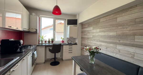 Apartament 3 camere 91 mp in Cluj zona Andrei Muresanu