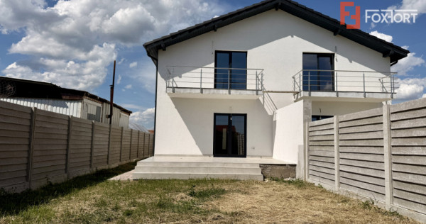 Duplex de vanzare 4 camere, langa Mega Image - Mosnita Noua