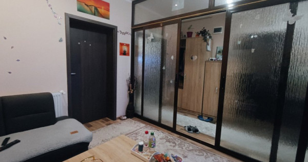Apartament cu 3 camere, complet mobilat si utilat