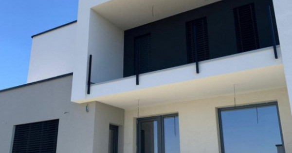 COMISION 0% Casa individuala cu 6 camere si teren de 712 mp