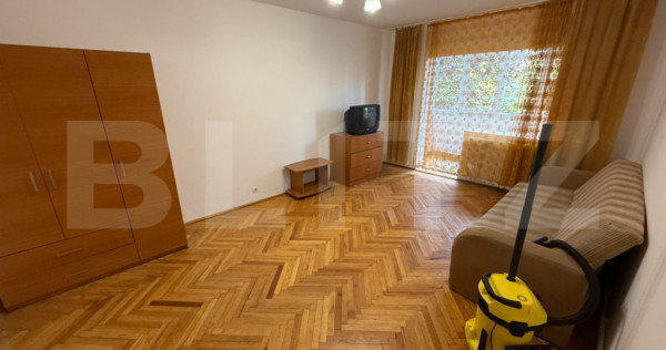 Apartament 3 camere, 65 mp, zona Centru