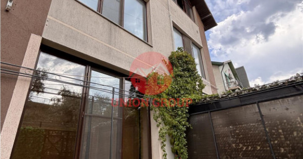 Vila Impecabila Mamaia-Sat, 6 Camere cu Baie Proprie Apart