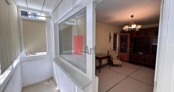 V&acirc;nzare apartament 2 camere Grădiștea