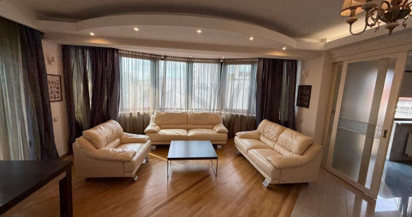 Apartament 4 camere terasДѓ, HerДѓstrДѓu