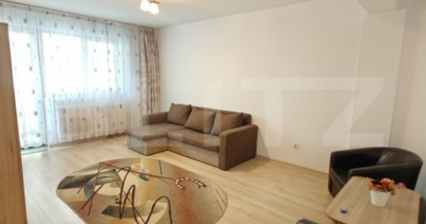 Apartament 2 camere, 60 mp, zona Trviale