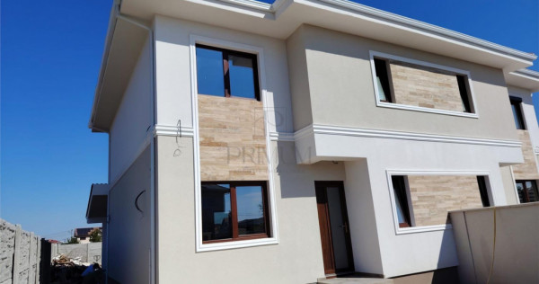 Duplex in locatie excelenta - living spatios - toate utilita