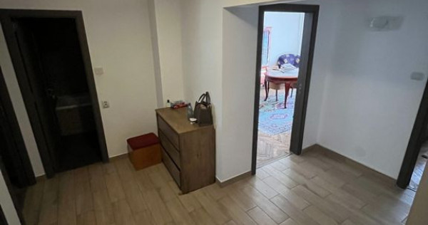 Apartament 4 camere Trocadero