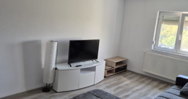 Apartament 3 camere, 75 mp &ndash; Str. Perlei