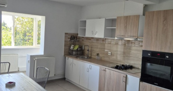 Apartament 3 camere, 75 mp &ndash; Str. Perlei