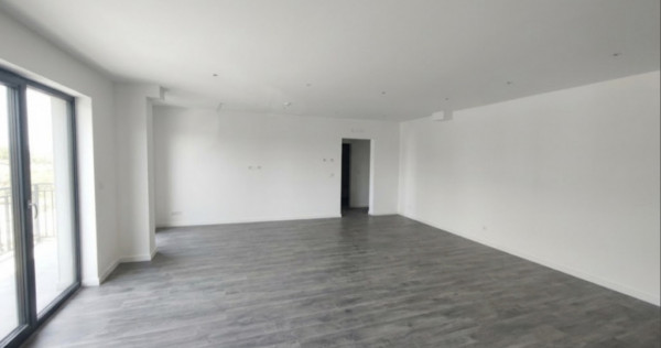 Spatiu birou, 53 mp, zona ultracentrala, Radauti