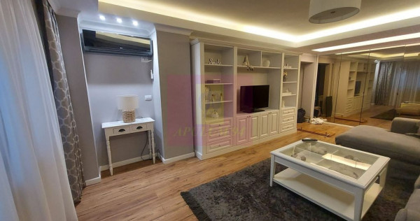 Vand apartament 3 camere Bd Libertatii