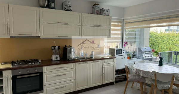 Apartament premium 3 camere in cartier Europa/2 locuri de parcare