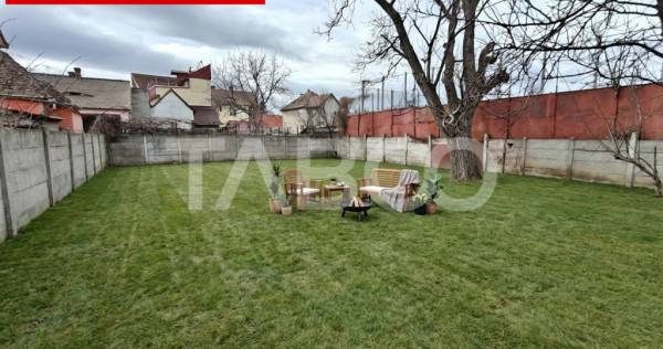 Spatiu de inchiriat in curte proprie - zona Lupeni - Comisio