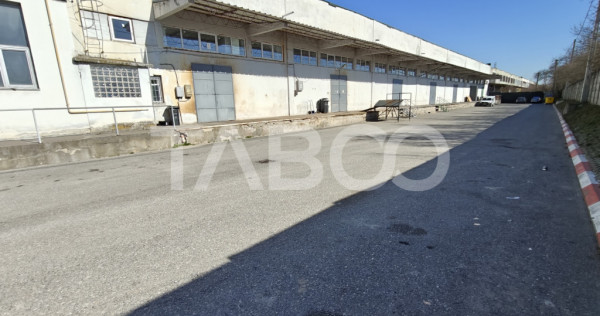 Spatiu depozitare cu rampa pentru camion - zona accesibila -