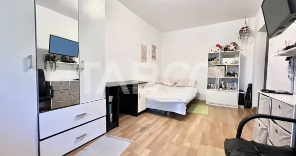 Garsoniera de vanzare in Marasti cu balcon etaj intermediar