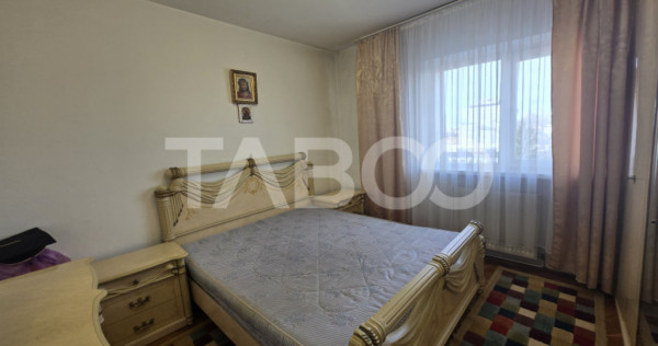 Apartament 2 camere de vanzare 52mp decomandat balcon Strand
